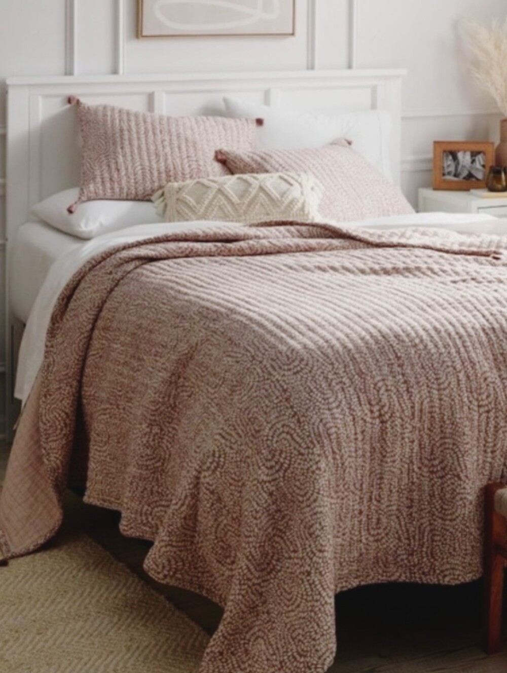 Threshold NWT Full/Queen Cotton Matalesse Boho Swirl Print Quilt In Mauve/Cream